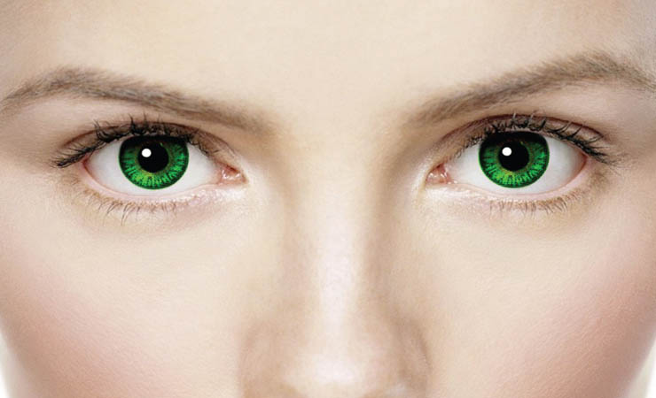 gold-and-emerald-green-eyes