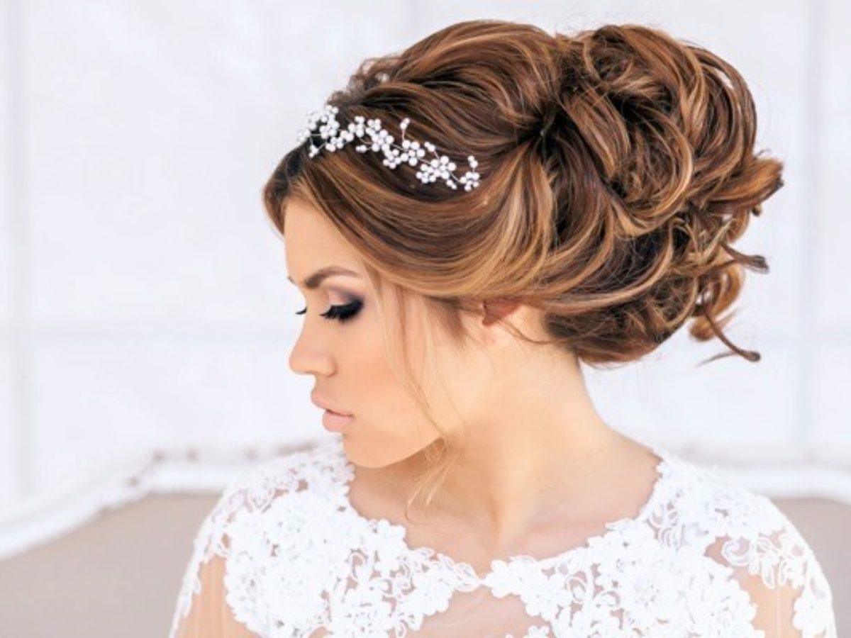 21 Indian Bridal Hairstyles that Will Make You Feel Like A True Princess!