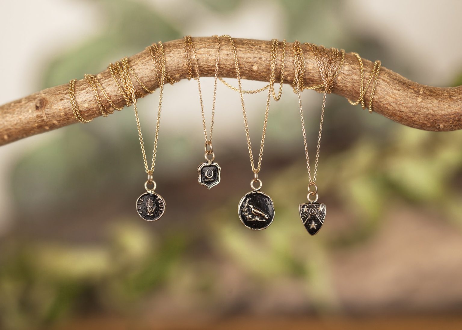 5 Benefits Of Sustainable Jewelry - Baggout