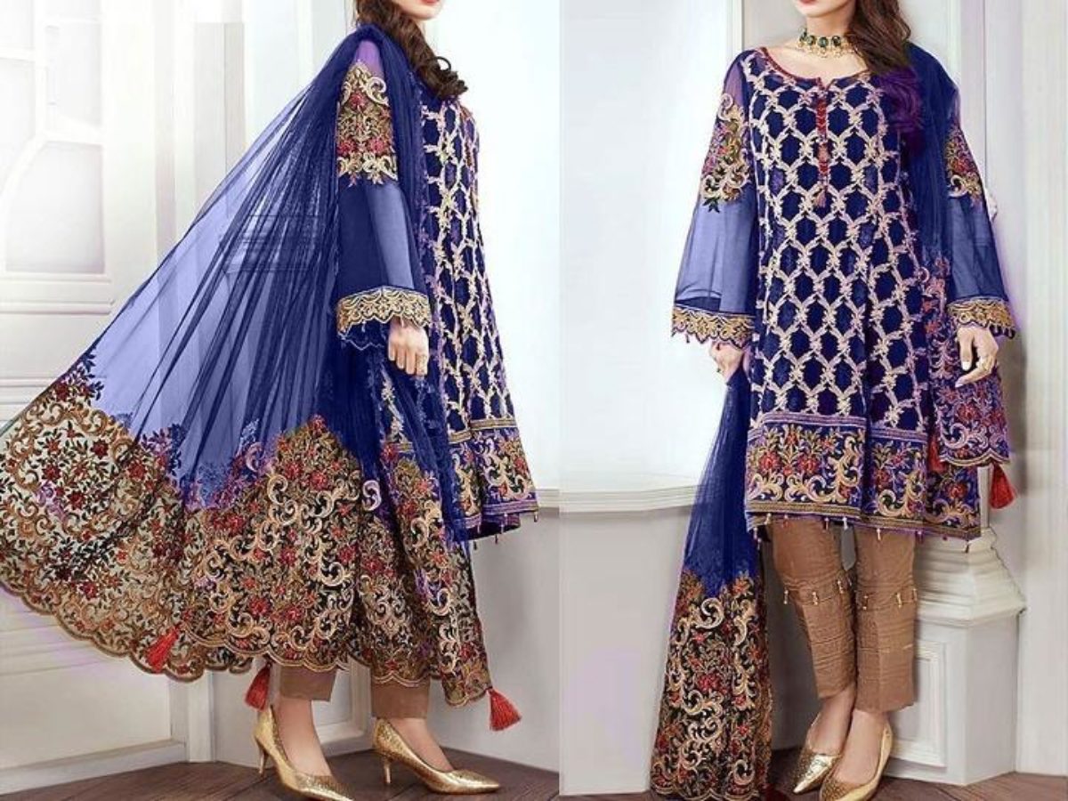 New Gown Style Dresses in Pakistan