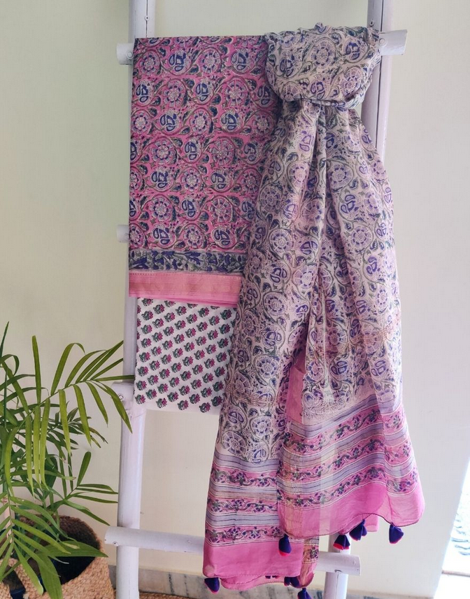 Pink Maheshwari Silk Suit