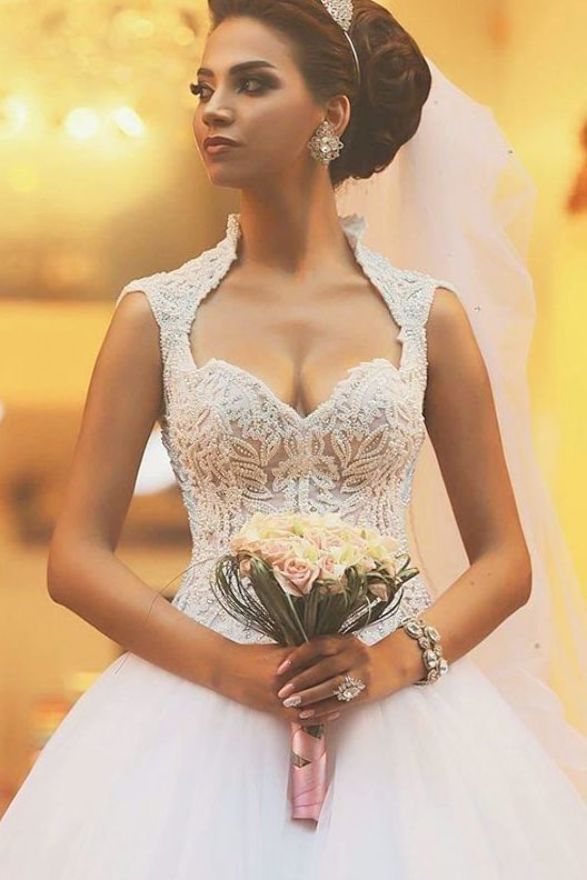 NECK DESIGN FOR GOWNS TO SUIT YOUR STYLE