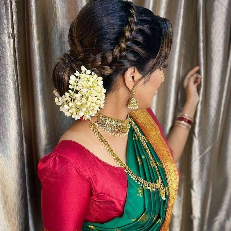 Step by Step Bun Hairstyle With Saree for Short Hair | Short hair styles,  Short wedding hair, Indian wedding hairstyles