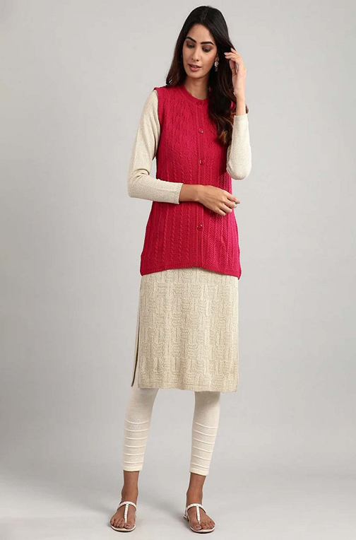 HOW TO STYLE KURTI IN WINTER
Kurti With Contrasting Sleeveless Button-down Sweater 