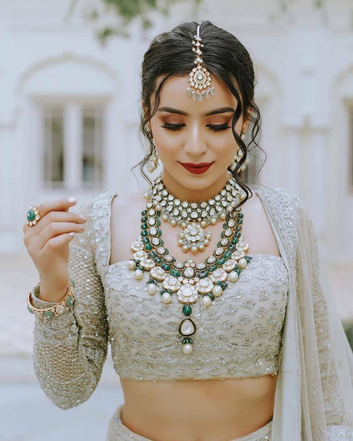 Kriti Sanon, Priyanka Chopra and Anushka Sharma's lesson on styling silver  jewellery with your traditional wear | Vogue India