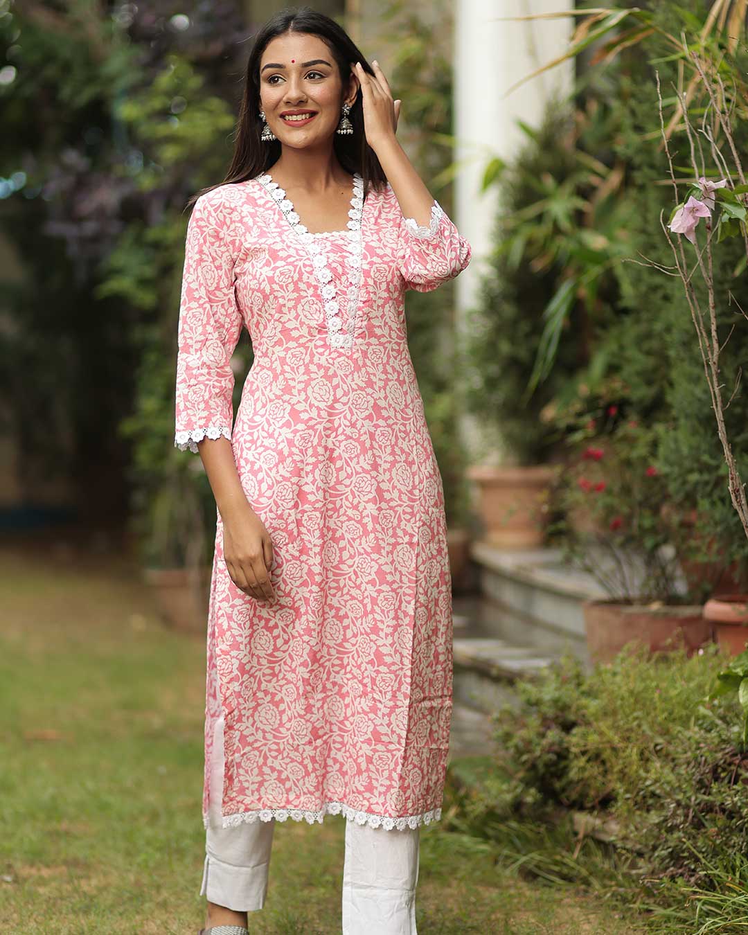 Buy online Ada Hand-embroidered Sea Green Georgette A-line Kurti With  Chikankari Work from Kurta Kurtis for Women by Ada for ₹1989 at 0% off |  2023 Limeroad.com