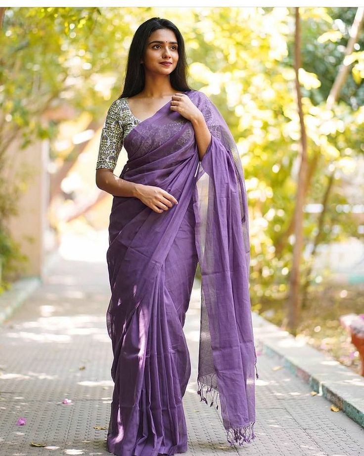 SIMPLE SAREE LOOK FOR PARTY