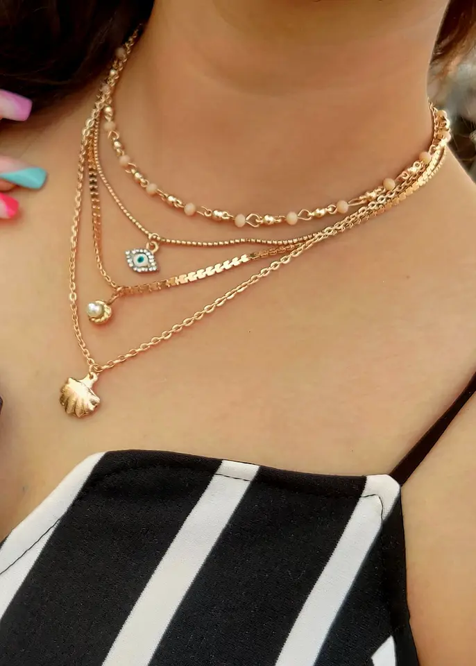 how to style layered necklaces