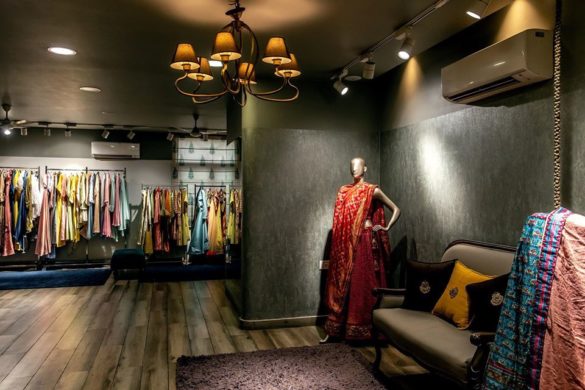Designer boutiques in Kanpur not only provide an unforgettable shopping experience, but they also help to preserve ancient crafts and artisanal skills. These fashion oases give a platform for local artists and designers to display their ability and ingenuity, adding a touch of glitz to the city's cultural tapestry. Whether you're a fashionista seeking the newest trends or a connoisseur of traditional workmanship, the best designer boutiques will leave you intrigued and inspired, encouraging you to go on a sartorial trip through the worlds of style and elegance.